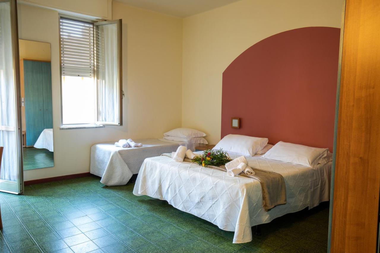 Xxv Aprile Casa Per Ferie * Albenga