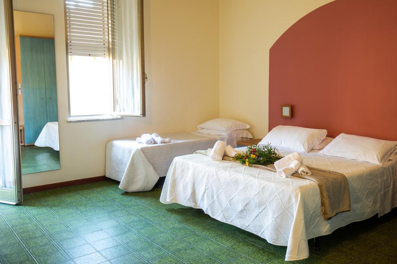 Hotel Xxv Aprile Casa Per Ferie *